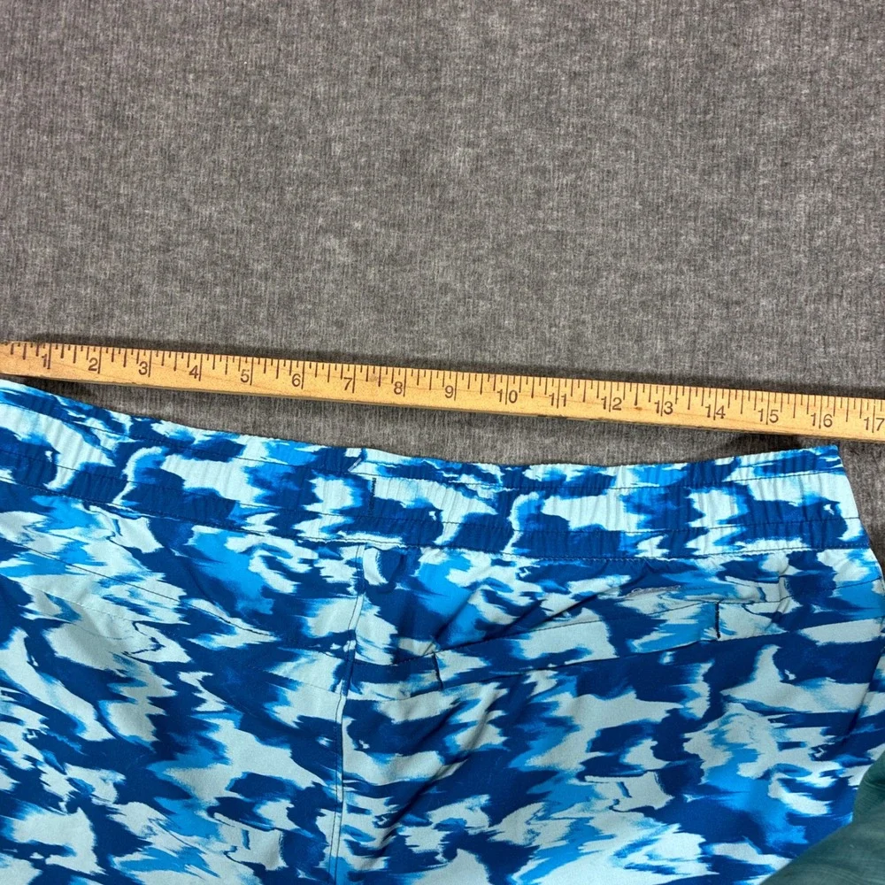Eddie Bauer Shorts Women Large Tall Blue Abstract Print Active Swim Run Hike